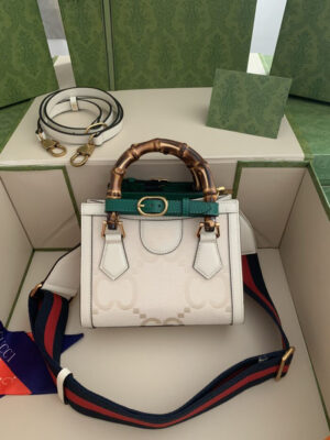 Gucci-Diana-Mini-White-1-700x933